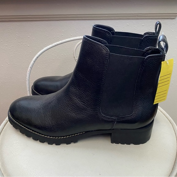 Talbots Leather Chelsea Boot - Picture 4 of 8